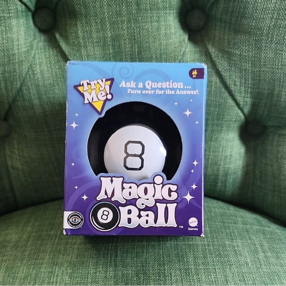 🎃 Mattel Magic 8 Ball 🎱